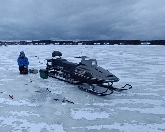 Bandymai: ties Nida žvejai gali tik pažiopsoti į baltus ledo tyrus, čia niekas nekimba. Silpni kibimai savaitgalį buvo ties Preila, bet normalių laimikių čia nesulaukta.