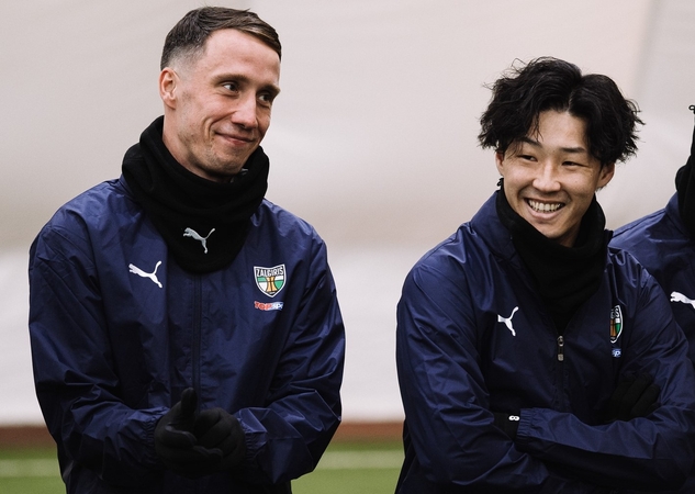 Patirtis: „Kauno Žalgirio“ naujokai latvis D. Ikauniekas (kairėje) ir japonas Y. Karashima jau yra žaidę Lietuvoje.