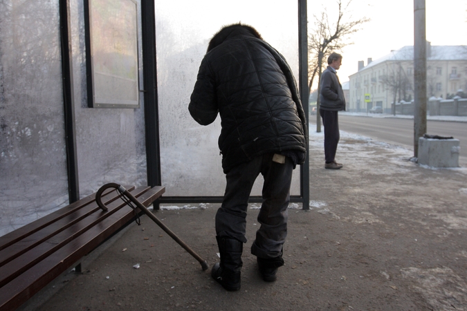 Patarimas: apie į benamius panašius žmones reikėtų pranešti nakvynės namų darbuotojams.