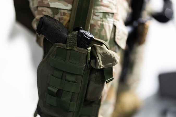 Rokų poligone kariai vykdys grūdinimosi pratybas, ners į eketę