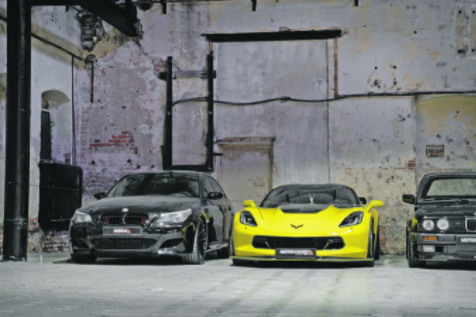 Kauniečių prabangūs automobiliai garažuose nebetelpa: kuriama jiems skirta erdvė miesto centre