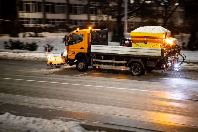 Sumaištis sostinės gatvėse: provėžos, spūstys, vieluojantis viešasis transportas