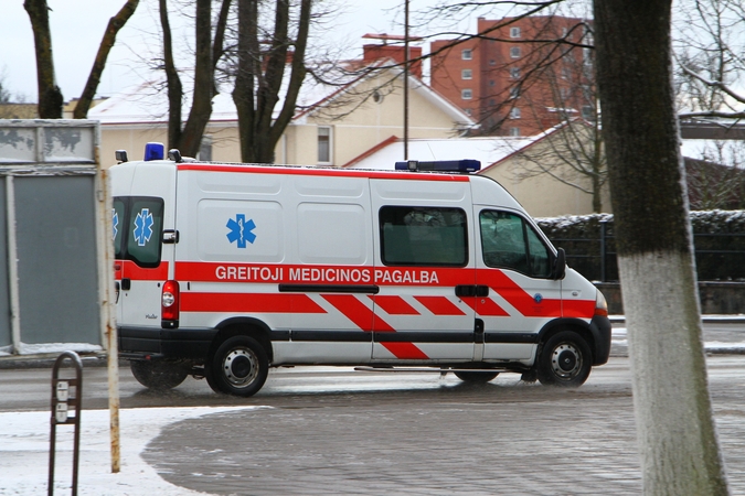 Medikų rankose atsidūrė Šiauliuose sumuštas paauglys
