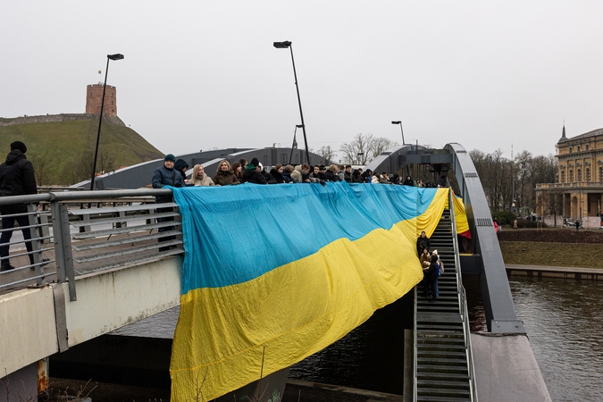 JT agentūra: pabėgėlių iš Ukrainos įsidarbinimo lygis ir vaikų švietimas išlieka stagnuojantys