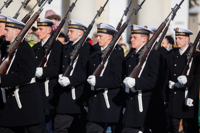 Vėliavų pakėlimo ceremonija