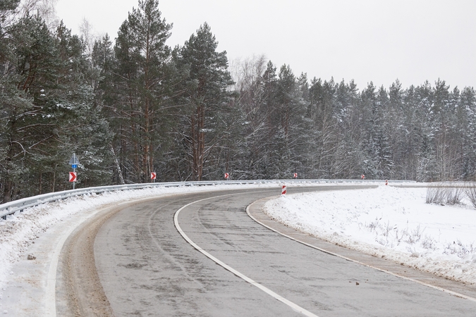 „Fegda“ už 4 mln. eurų tvarkys kelio tarp Pilaitės ir Sudervės ruožą