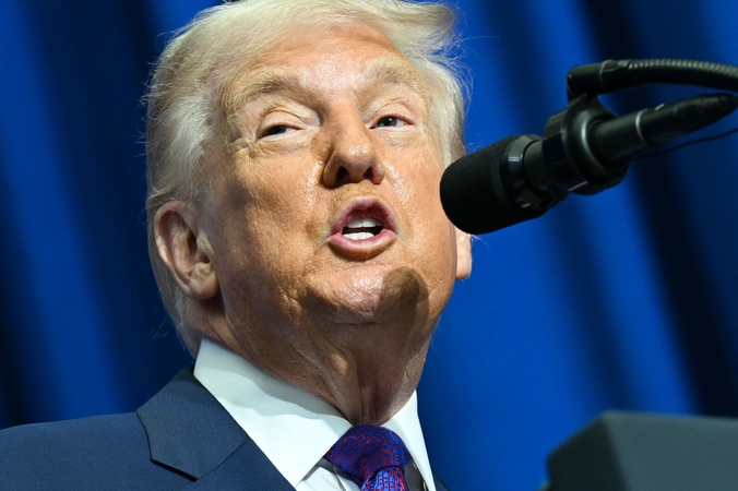 Donaldas Trumpas po Aukščiausiojo Teismo sprendimo įvedė 10 proc. muitą visam JAV importui