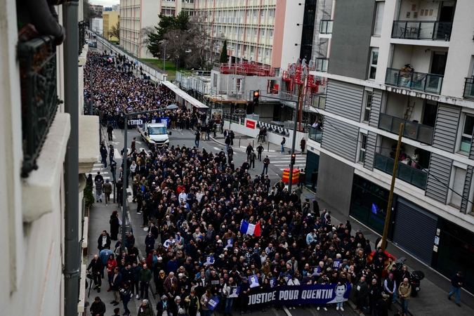 Mitinge dėl kraštutinių dešiniųjų aktyvisto nužudymo Prancūzijoje žygiavo apie 3 200 žmonių