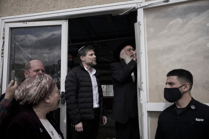 Izraelio kraštutinių dešiniųjų ministras sieks Vakarų Kranto ir Gazos palestiniečių migracijos