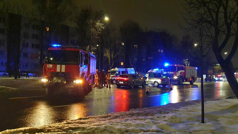 Savanorių prospekte — trijų automobilių avarija