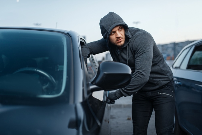 Įspėjo vairuotojus: vos dešimt minučių ir automobilio nebėra