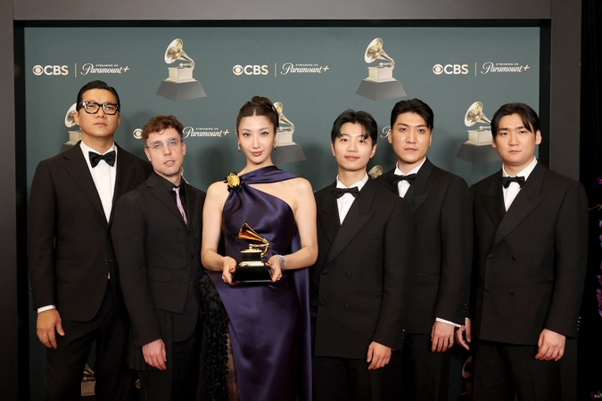 Pietų Korėja švenčia pirmąjį „Grammy“ apdovanojimą už K-pop dainą „Golden“