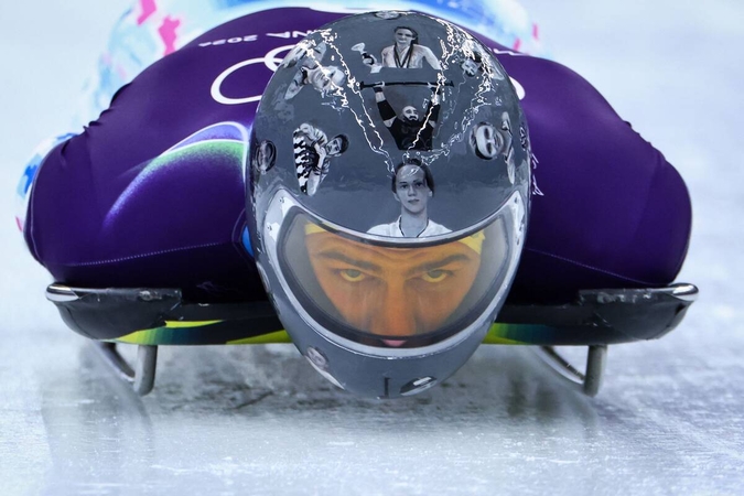 Skandalas dėl šalmo: ukrainiečių sportininkui uždrausta varžytis olimpiadoje