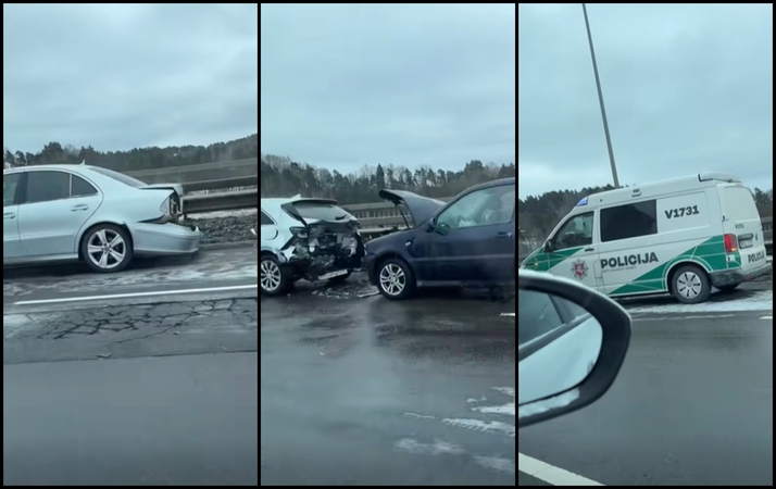 Sostinėje – smūgis į nežymėtą policijos automobilį