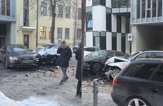 Vaizdai iškalbingi: V. Putvinskio gatvėje – smarki avarija