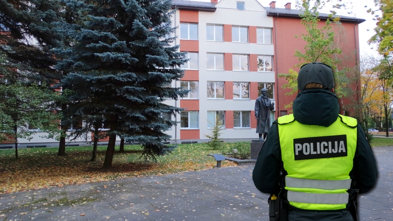 Alytaus gimnazijoje apsilankiusi policija ėmėsi veiksmų