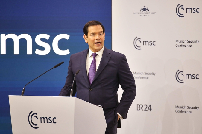 Europiečiai atsargiai sveikina šiltesnį Marco Rubio toną