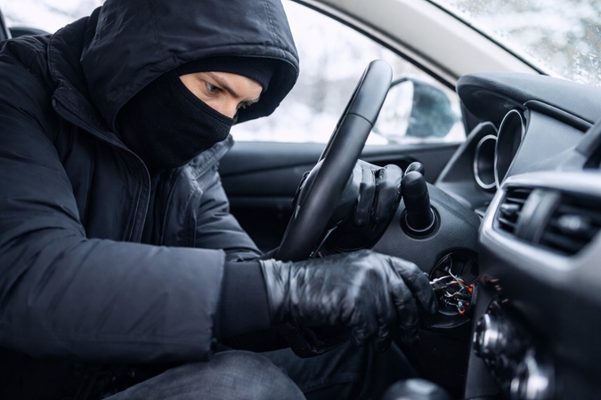 Nemalonumai: įjungto ir palikto automobilio galima netekti akimirksniu.