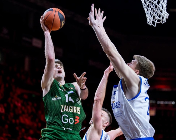 LKL čempionai užtikrintai žengė į finalą