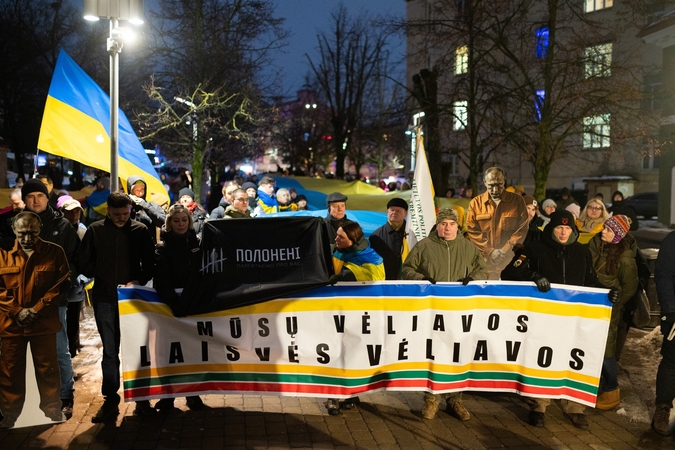 Vilniuje ir Kaune paminėtos karo Ukrainoje metinės, renkami pinigai dronų būriams 