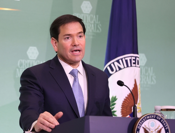 Marco Rubio: JAV pasirengusios deryboms su Iranu, bet nori aptarti ir raketų programą