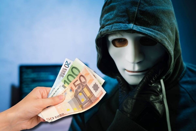 Rusiškai kalbantys sukčiai iš senjorų išviliojo įspūdingą sumą