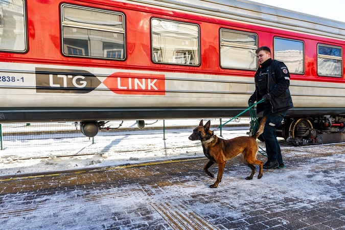 Ministras: Kaliningrado tranzitas geriau kontroliuojamas, bet...