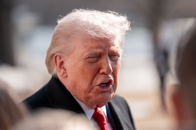 Donaldas Trumpas spaudžia Volodymyrą Zelenskį susitarti su Rusija dėl karo Ukrainoje nutraukimo