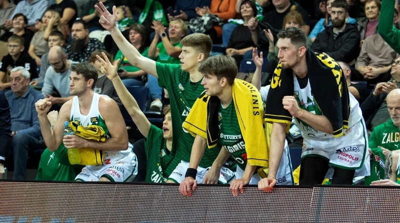 Treneris ragino auklėtinius nepanikuoti