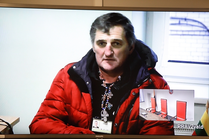 Teismas: Henrikas Daktaras stengiasi keisti elgesį, bet vis dar yra pavojingas 