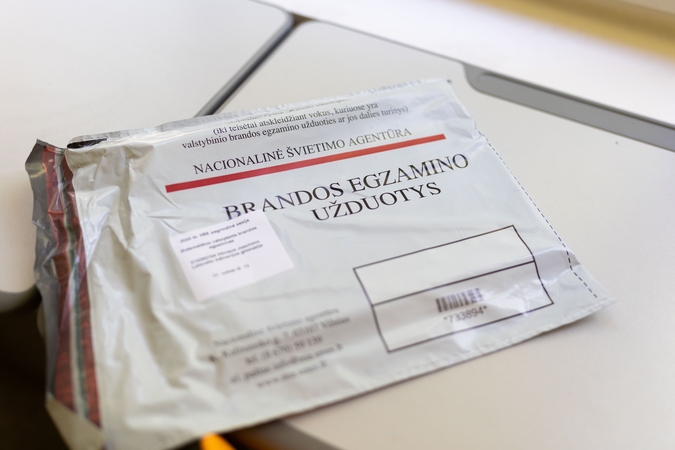 Brandos egzaminus laikys 27,8 tūkst. vienuoliktokų ir 29,6 tūkst. dvyliktokų
