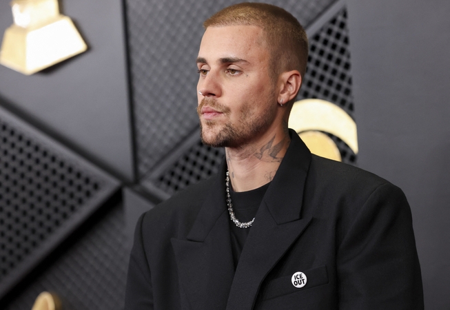 1994 — gimė kanadietis pop atlikėjas Justinas Bieberis.