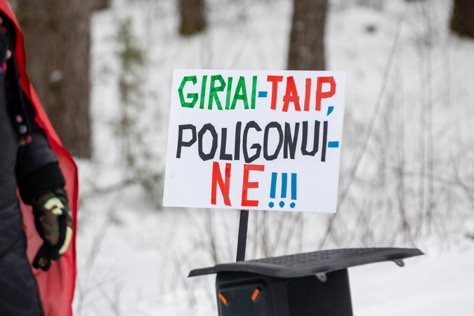 Kapčiamiesčio bendruomenės atstovas: poligono įstatymo rengėjai elgiasi drastiškiau nei okupantai