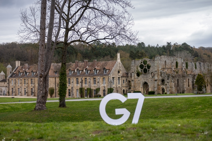 G7 ministrai aptars karo Artimuosiuose Rytuose finansines pasekmes