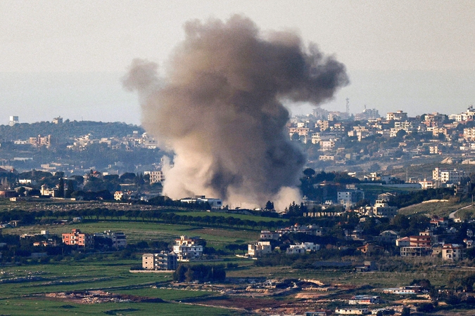 Izraelis smogė 70 „Hezbollah“ taikinių Libane