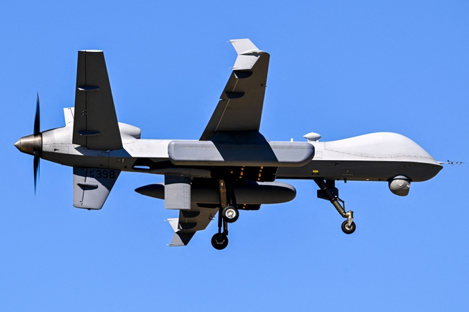 Irano kariuomenė teigia nuo karo Artimuosiuose Rytuose pradžios sunaikinusi 111 dronų