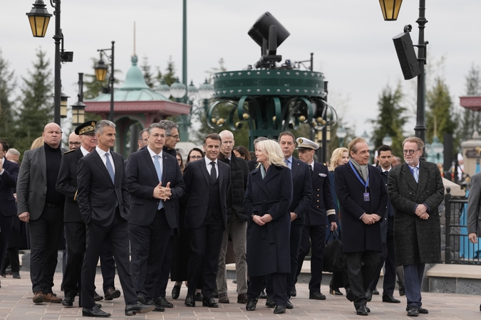 G7 ministrai ragina Artimųjų Rytų kare nutraukti atakas prieš civilius