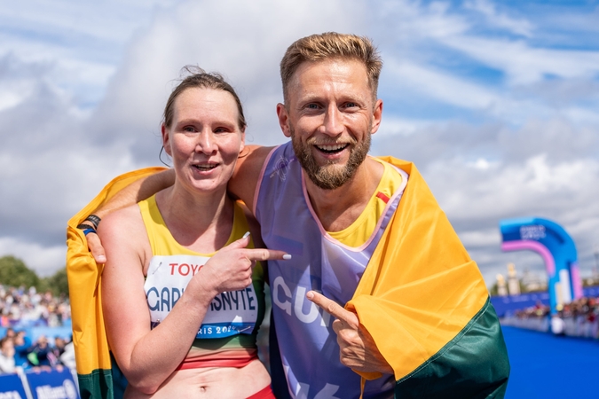 Beveik nematanti maratonininkė Garunkšnytė: svarbiausia – žmonės, kurie gali kovoti kartu
