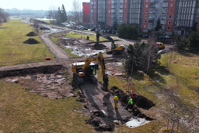 Naujoje ramybės oazėje pradedami sodinti pirmieji šimtai medžių