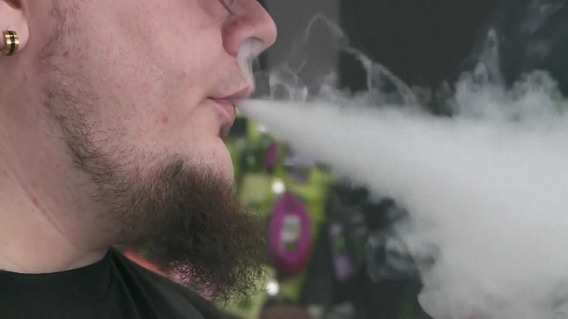 Šokas: pusė elektroninių cigarečių rinkos Lietuvoje – šešėlyje