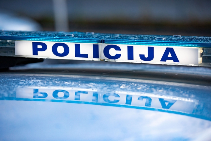 Tiriant verslininkų sukčiavimą, paimta apie 400 tūkst. eurų grynųjų pinigų