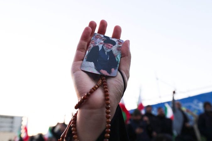 Teheranas patvirtino ajatolos Khamenei žūtį