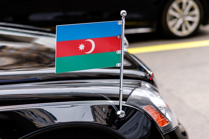 Azerbaidžanas evakuoja diplomatus iš Irano