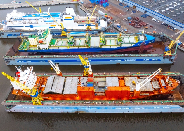 AB Vakarų laivų gamyklos įmonių grupė investuoja į naują doką „Panamax“ tipo laivų remontui