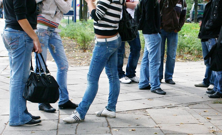 Parlamentas svarsto įpareigoti tėvus spręsti dėl lytiškumo ugdymo turinio