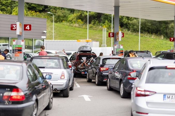 Ministras: biodegalų įsigijimo tvarkos pakeitimas nepaveiktų jų gamintojų veiklos