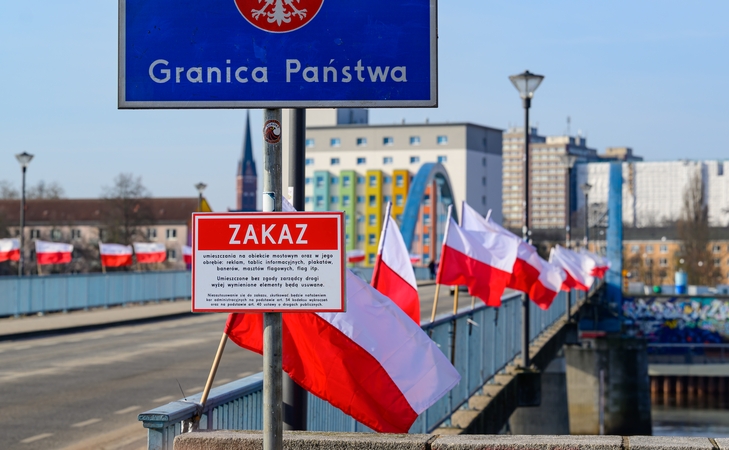 Vokiečiai plūsta į Lenkiją ieškodami pigesnio kuro