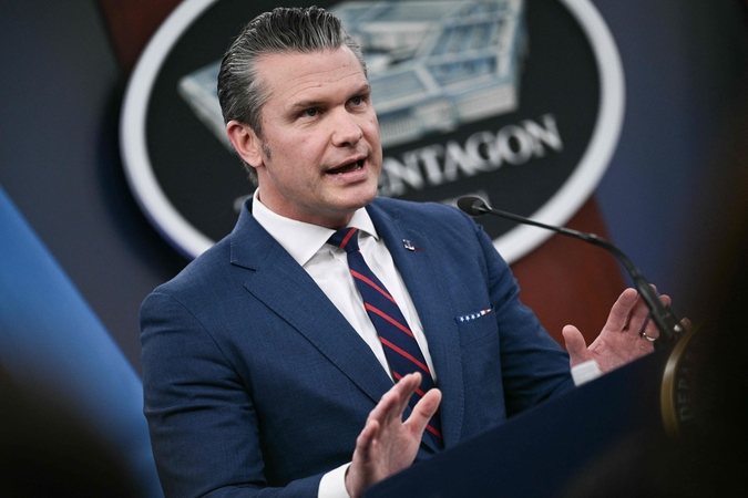 Hegsethas: karas su Iranu – ne demokratijos kūrimas