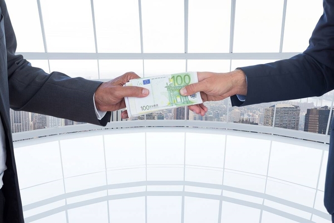 Ministerija siūlo drausti ILTE finansuoti premjero, Vyriausybės narių įmones