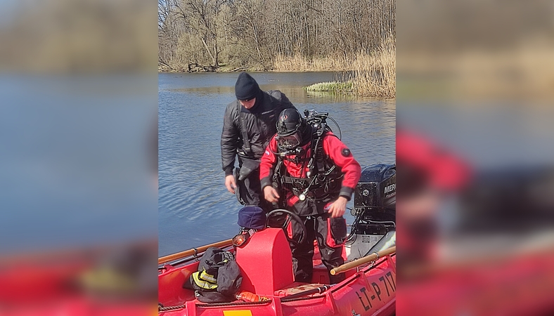 Tandemas: naras nebijo nerti į tamsią gelmę, kai žino, kad jo kolega patikimai jį saugo.